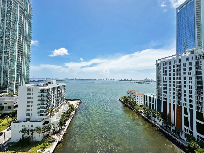 Icon Bay Condo Miami - Sample Views